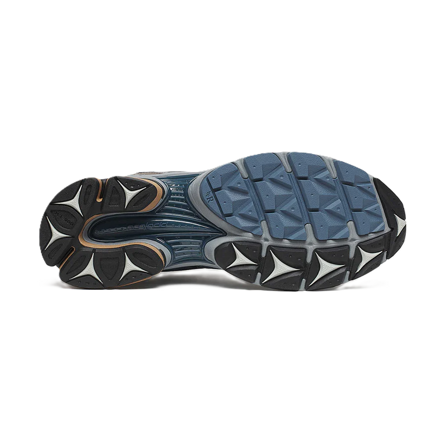 SAUCONY PROGRID TRIUMPH 4 WINTER TECH